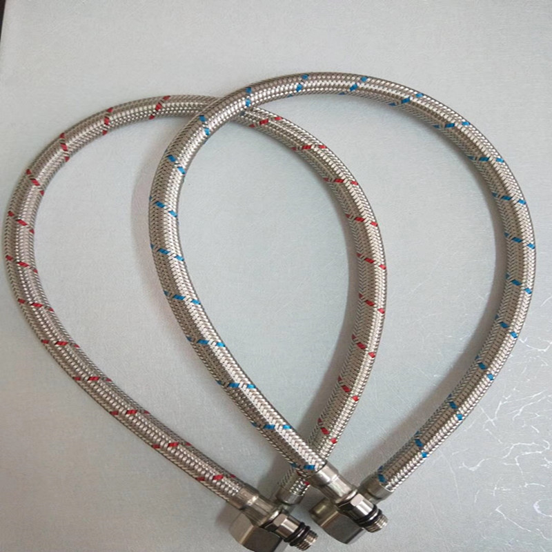 304 stainless steel hot and cold water hose, red and blue stainless steel encrypted water inlet pipe, G1/4 interface, 4-point high-pressure explosion-proof pipe Application Scenario