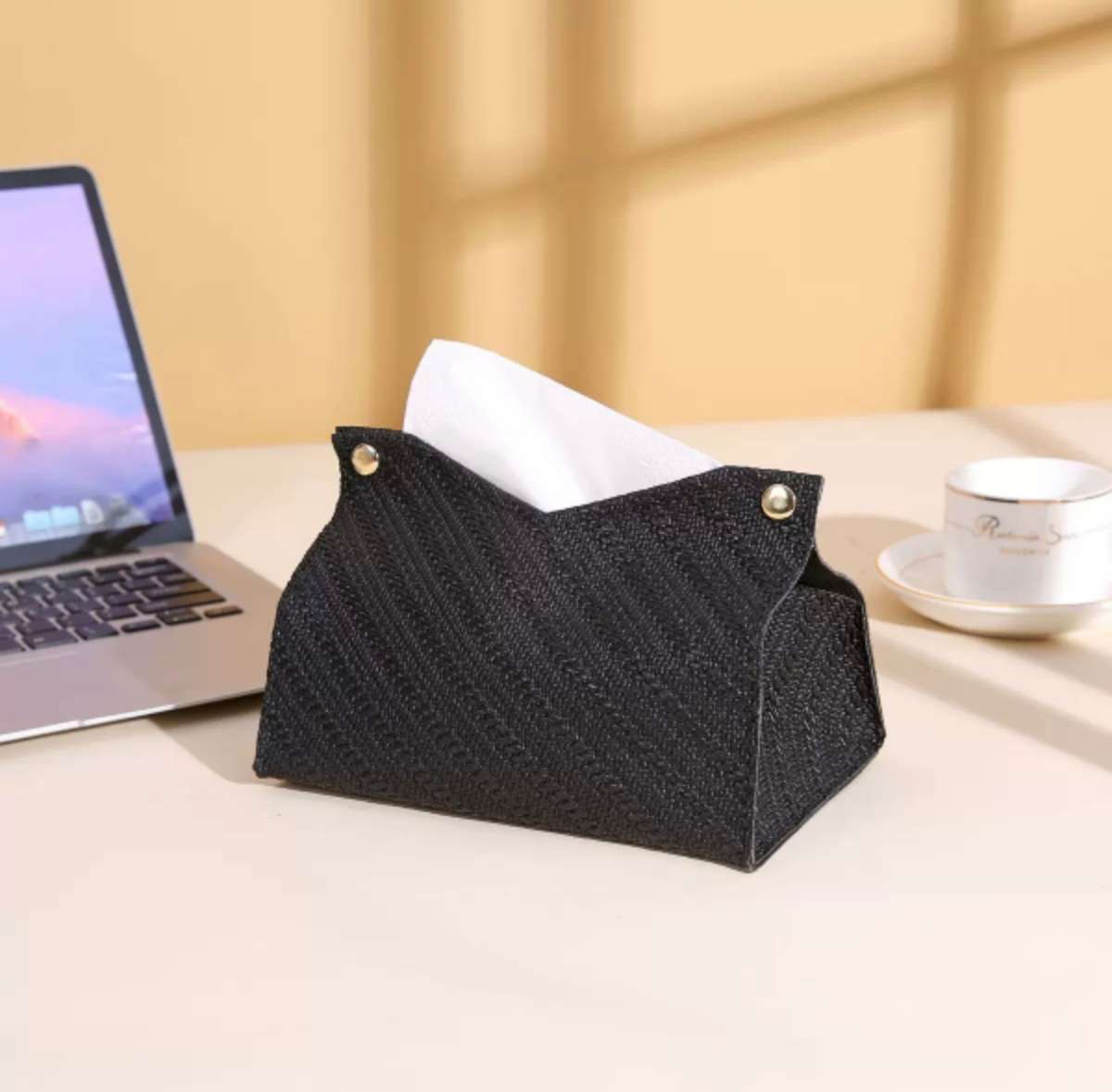 Leather woven tissue box, simple, creative, elegant and fashionable tissue box, living room, dining table, coffee table, bathroom tissue box detail image 8