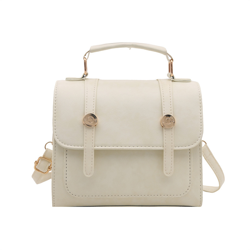 This is a simple and fashionable handbag with a commuting feel. It is a versatile Instagram single-shoulder crossbody bag and a small square bag for women Item Picture
