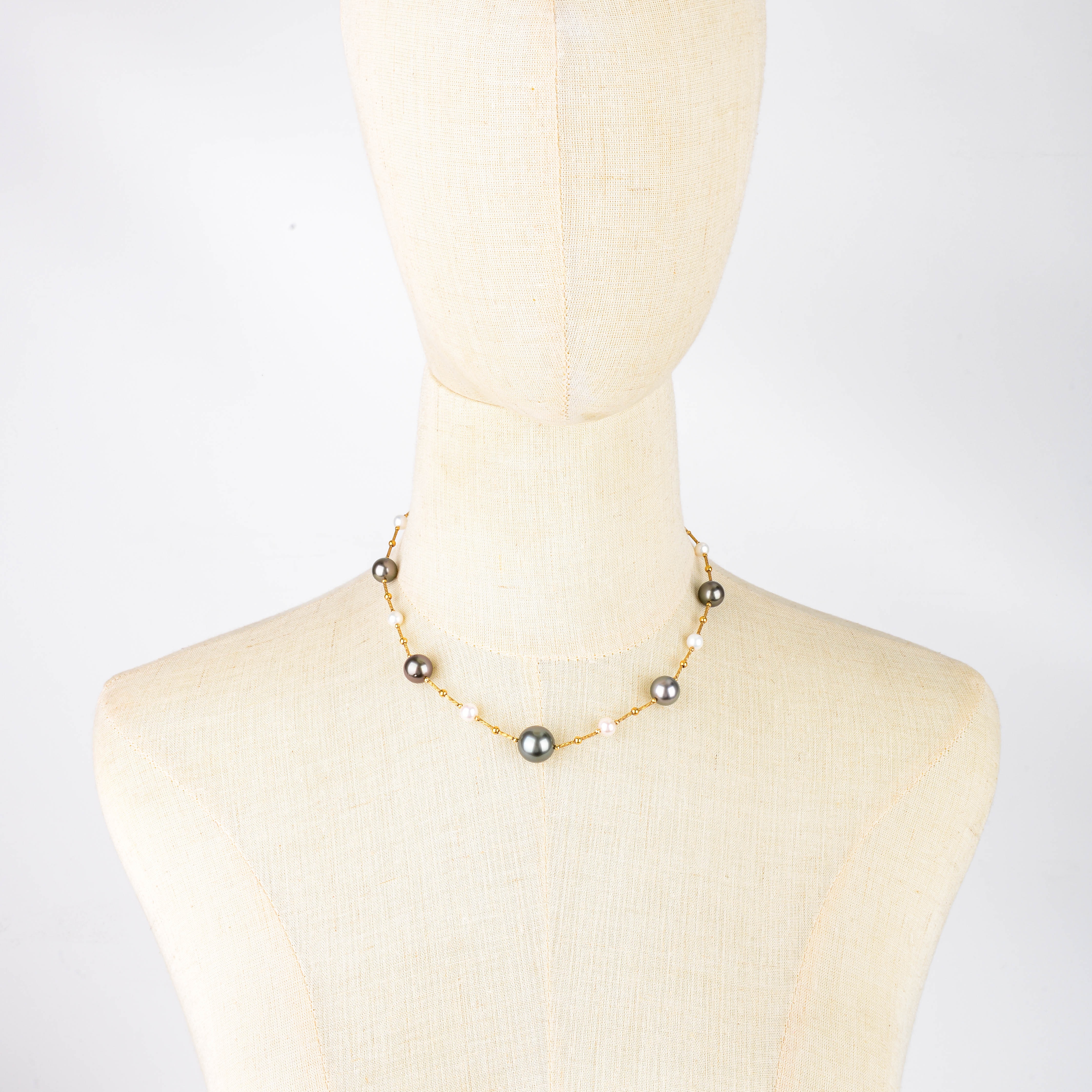 项链/珍珠项链/银饰/天然珍珠/玛瑙玉髓吊坠白底实物图