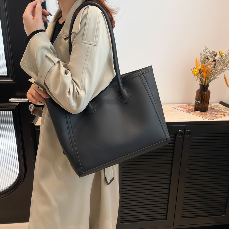 High-end large bag, 2024 new trendy solid color single-shoulder bag, women's large-capacity tote bag, work commuting bag Specification drawing