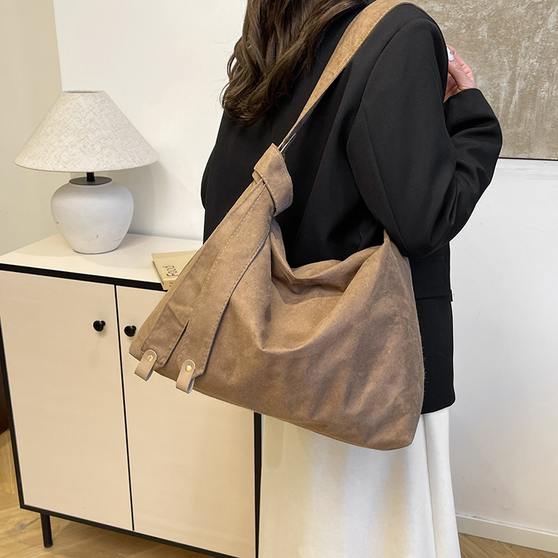 Large-capacity casual suede velvet large bag for women, 2024 new trendy underarm large bag for commuting, crossbody tote bag Specification drawing