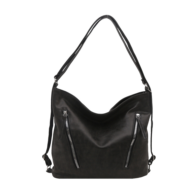 A trendy large-capacity single-shoulder bag and a stylish commuter tote bag from a niche Korean backpacker for the 2024 autumn and winter season Item Picture