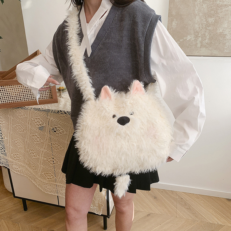"Bag Girl Spring 2025 New Style Casual and stylish Japanese sweet and cute niche design Girl Tote bag trend. Application Scenario