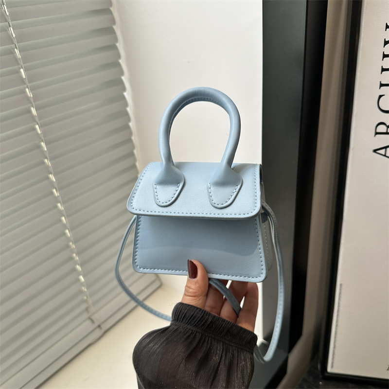 High-end texture solid color simple mini bag, versatile handbag, niche retro single-shoulder crossbody bag, women's bag full figure