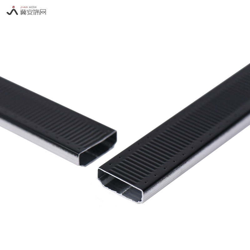 Embossed hollow aluminum strips, aluminum spacer strips for hollow glass doors and Windows, embossed black aluminum strips, roller-coated black embossed aluminum strips Application Scenario
