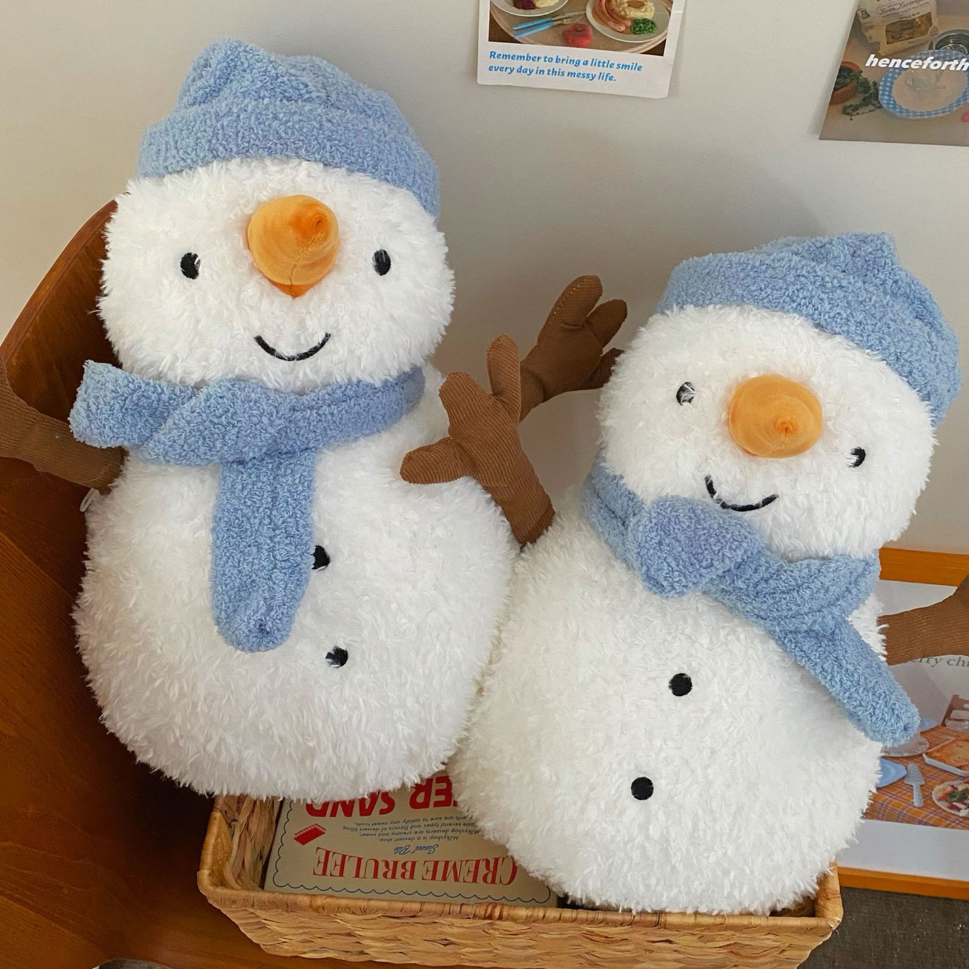 New rechargeable hot water bag for winter warmth, cute snowman warmers, dormitory bed warmers, women's electric warmers full figure