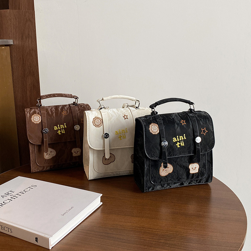 Women's Bag 2025 New style trendy retro handbag, fashionable ins casual and versatile quality backpack Application Scenario