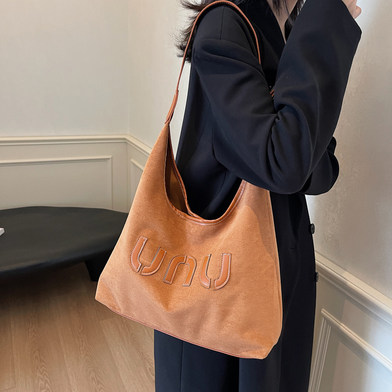 Cross-border matte retro bag, women's large-capacity 2024 new autumn and winter casual single-shoulder bag, women's commuter tote bag Specification drawing