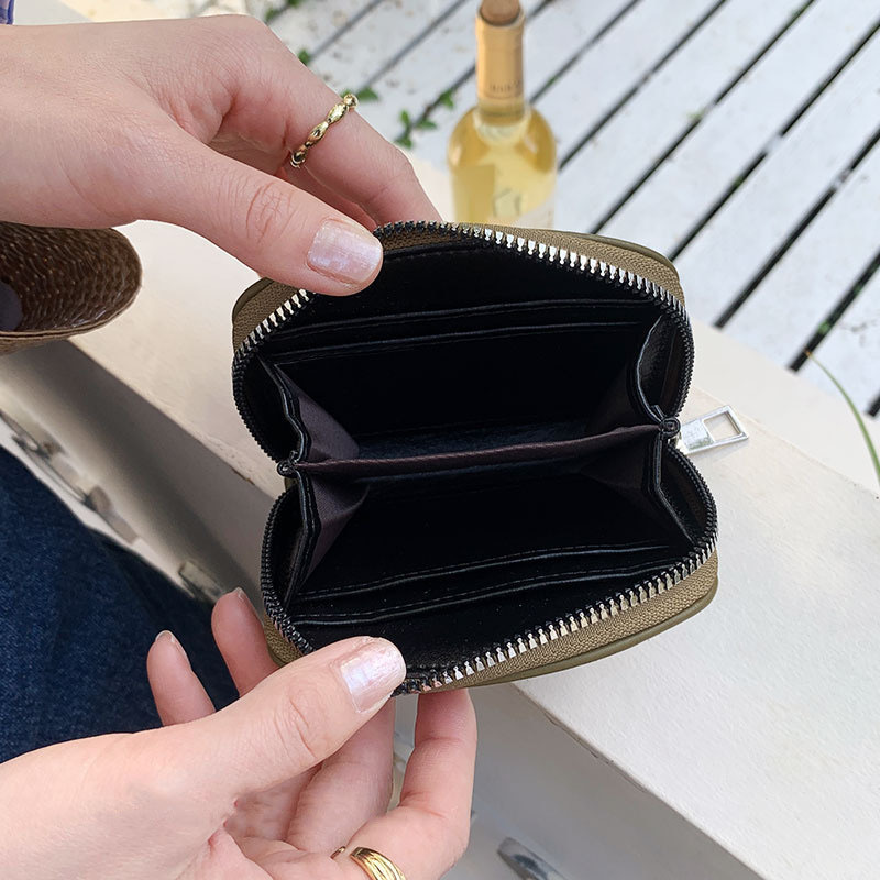 Pleated feel ~ A new minimalist, cute and small WALLET from Ailun INS, a popular solid color and versatile coin purse Application Scenario