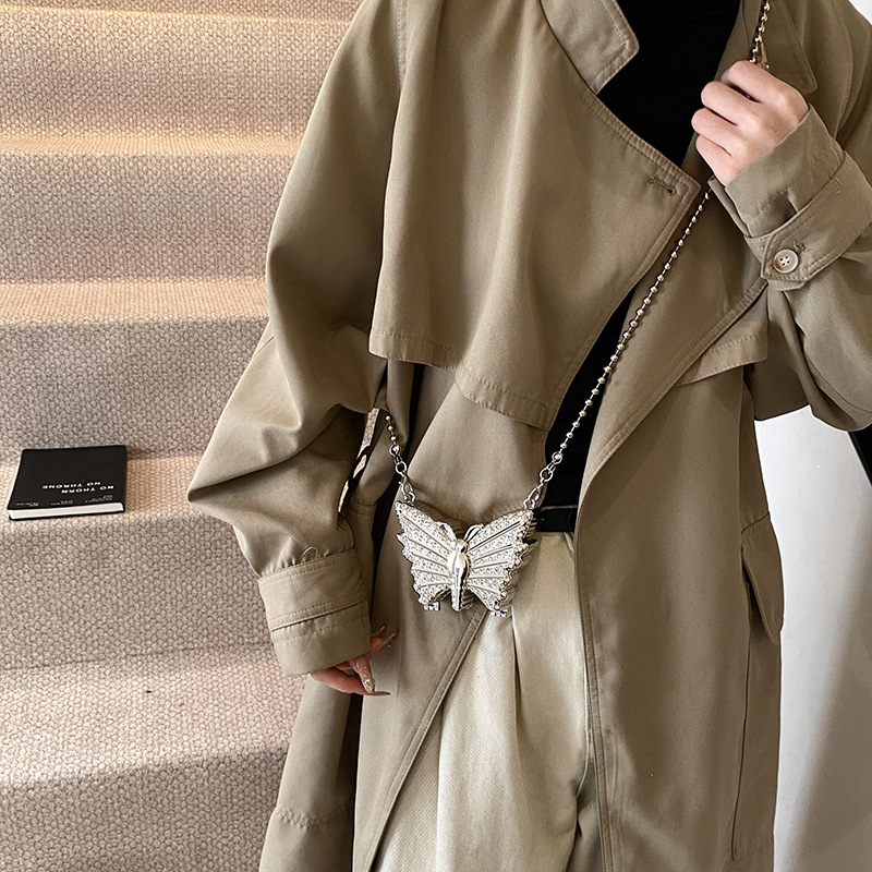 Fashionable and niche butterfly dinner bag for women 2024 new style simple diamond-encrusted chain single-shoulder bag mini red envelope Specification drawing