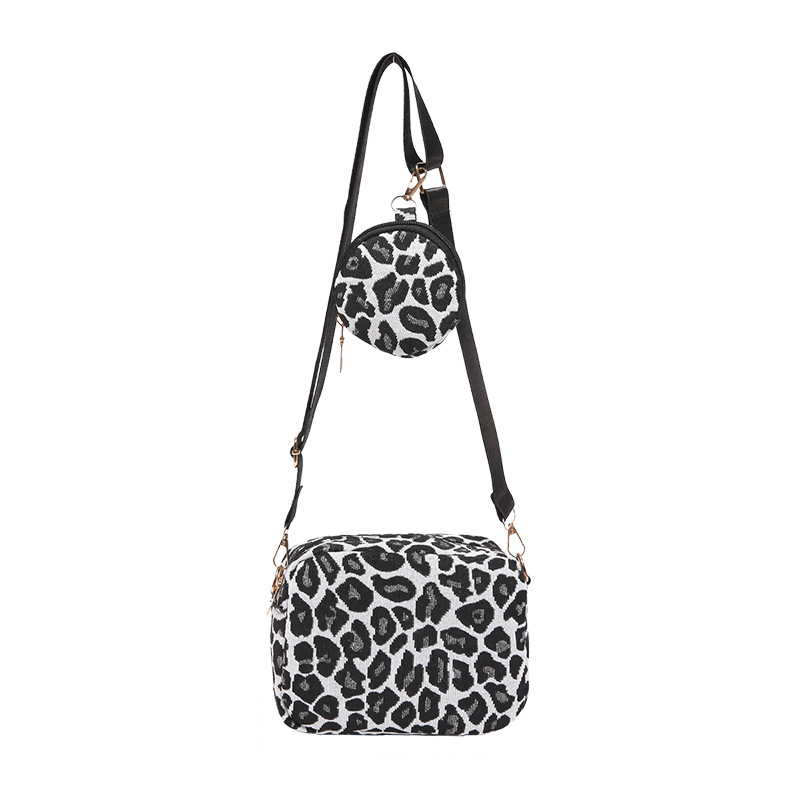 This year, niche bags are in vogue for women. 2024 retro design crossbody bags for women, high-end leopard print single-shoulder small square bags for women Item Picture