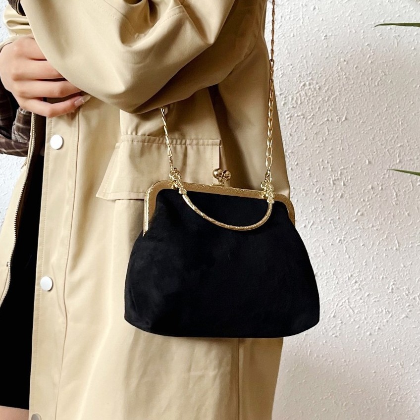 Chain fashion crossbody bag 2024, personalized and fashionable leopard print small bag, dinner bag, clip mouth box bag, one-piece consignment details Picture
