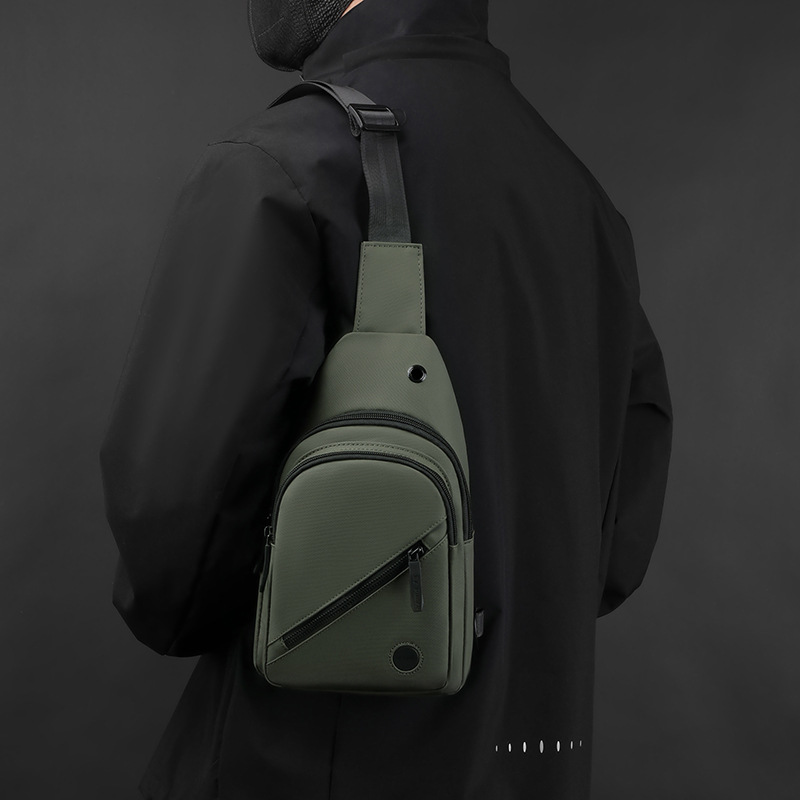 WEPOWER's new versatile men's small shoulder bag is a simple, fashionable and trendy single-shoulder bag for daily commuting Specification drawing