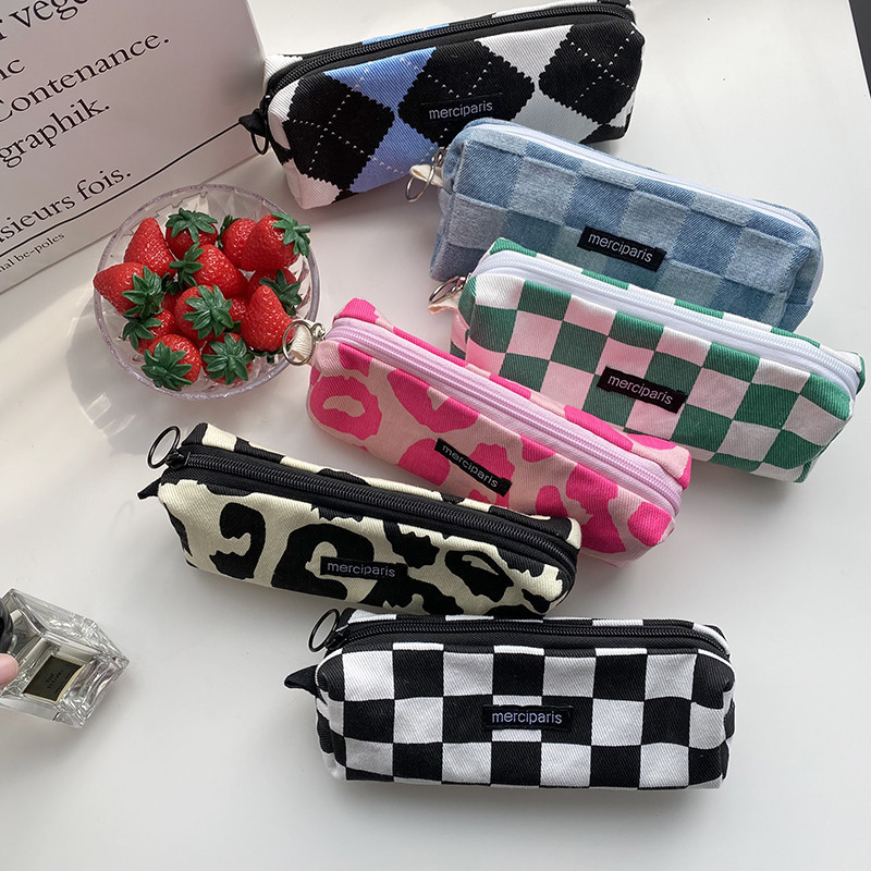 11021ins style salt-themed artistic pen case, large capacity Japanese and Korean girl student stationery pencil case, storage makeup bag full figure
