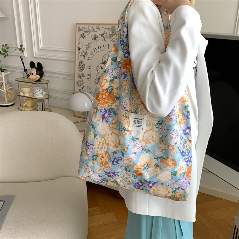 35204 Summer retro flower canvas bag, Fairy single-shoulder hand-carry large capacity vest bag, shopping bag for shopping full figure