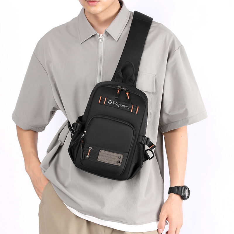 The new WEPOWER hand-held shoulder bag with a large capacity for daily travel is a practical and functional chest bag Specification drawing