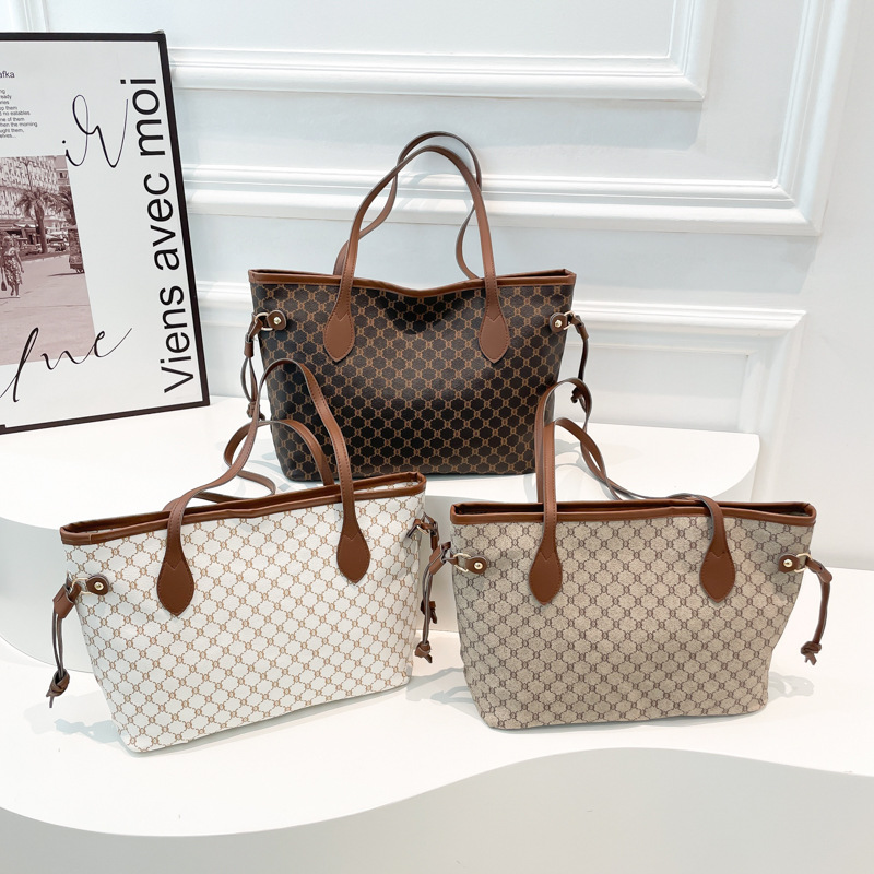 Cross-border bags, high-end retro large-capacity printed bags, new fashionable commuting tote bags, shoulder bags, handbags full figure