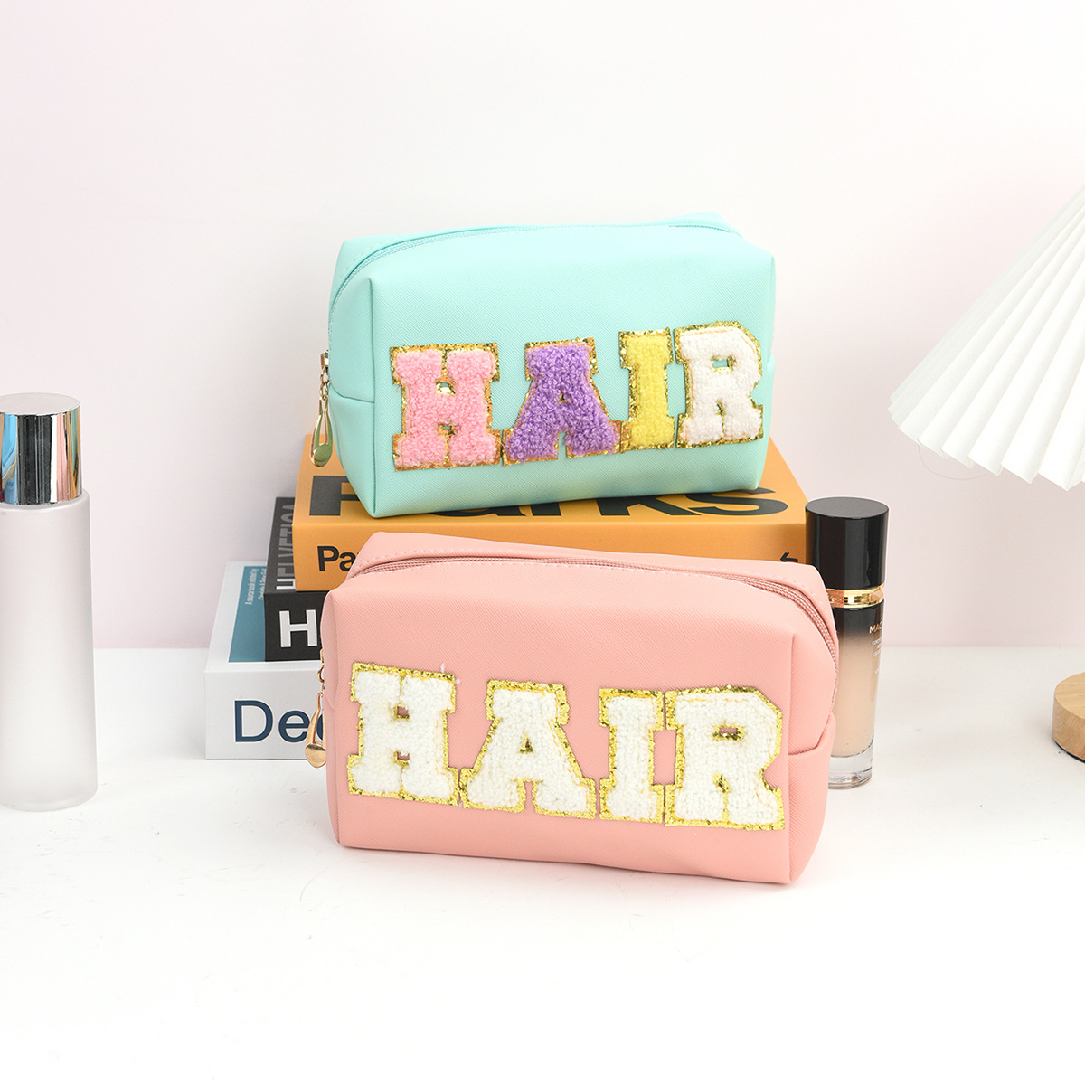 Feihong Cross-border Letter Makeup Bag, large-capacity cosmetics storage bag, hand-held waterproof multi-functional Portable Toiletry bag full figure