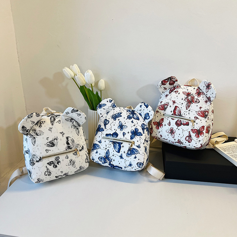 Korean style personalized casual tote bag for women 2025 Spring Niche new fashion college style butterfly print backpack Application Scenario