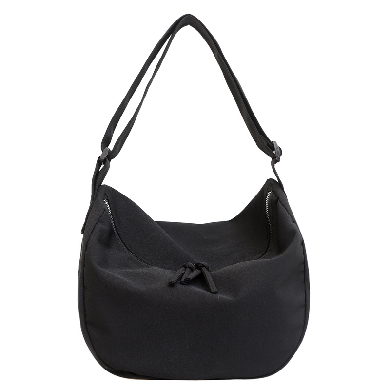 A large-capacity trendy bag for women, a new 2024 stylish single-shoulder simple crossbody casual commuting tote bag Item Picture