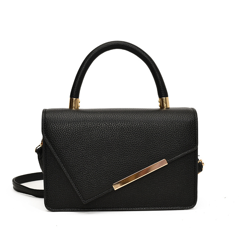 Casual, trendy and elegant crossbody shoulder bag 2024 new retro and simple commuter autumn square bag for women Item Picture