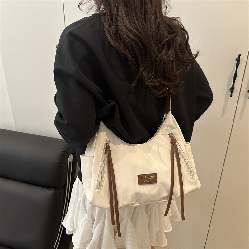 Maillard Fashion Commuter Bag Women 2025 New Spring Casual, Versatile, Retro, large-capacity single-shoulder crossbody bag details Picture
