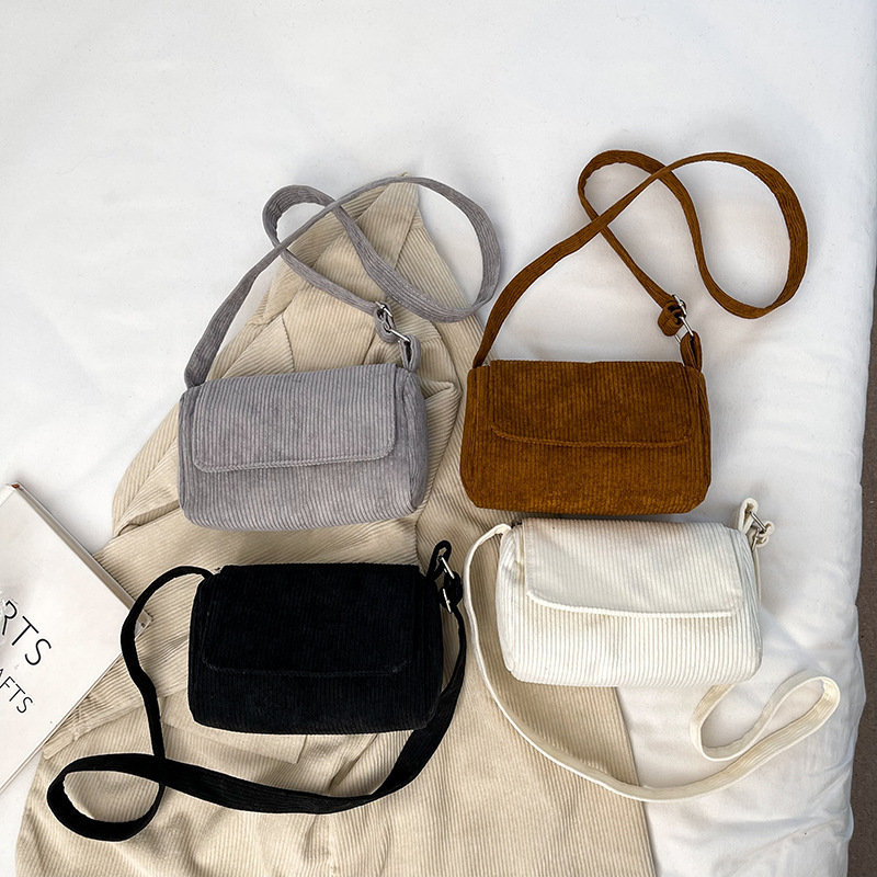 A new fashionable and versatile corduroy single-shoulder crossbody women's bag full figure
