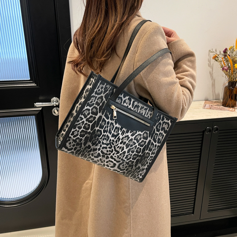Fashionable leopard print handbag for women, large-capacity 2024 autumn/winter new trendy tote bag, commuting quality crossbody bag Specification drawing