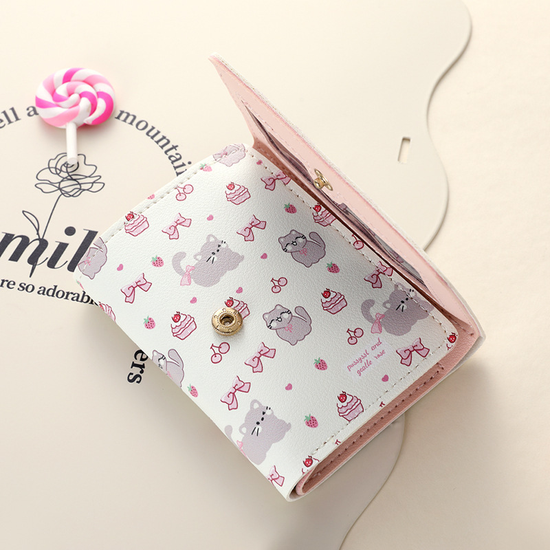 Cute and creative three-fold wallet, large-capacity multi-slot ID bag, coin purse, multi-functional folding wallet for students, girls Application Scenario