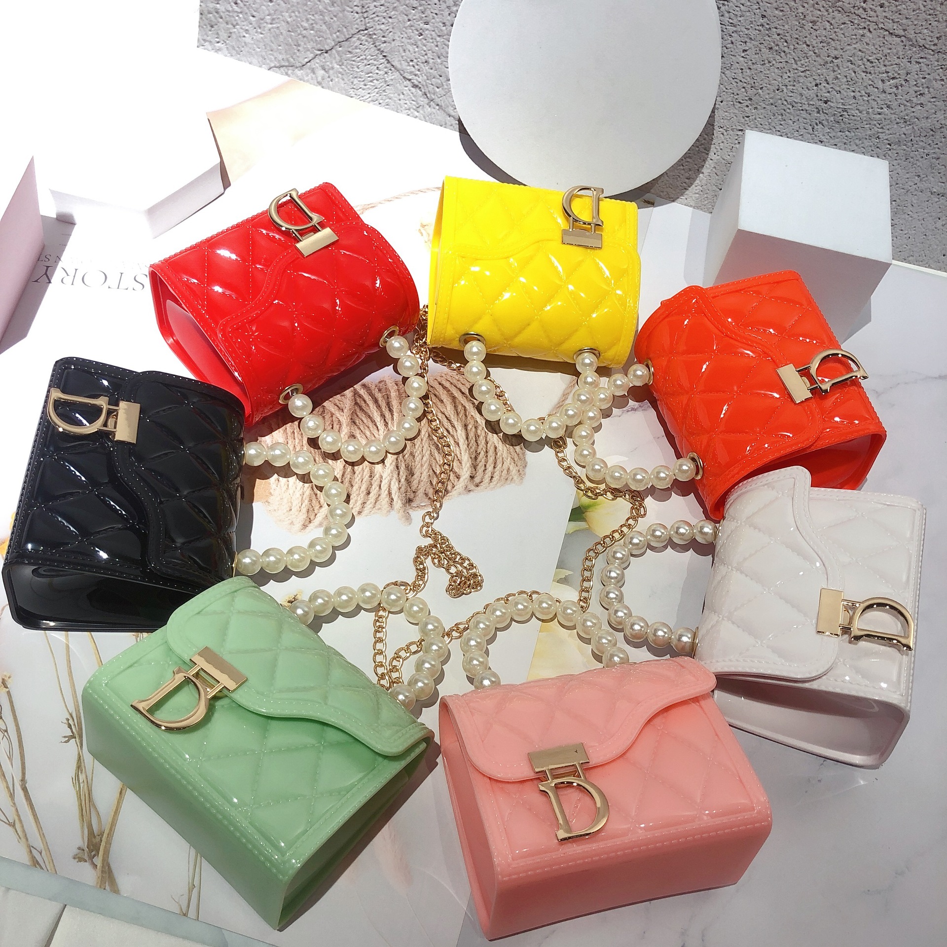 Summer mini Bag 2025 New Style Trendy pearl chain small square Bag Versatile Jelly children's Bag Crossbody bag details Picture