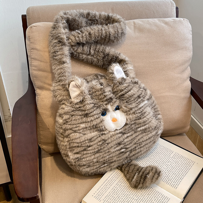 Plush and cute cat bag, decorative bag, furry bag, cute and personalized storage bag for girls, large-capacity single-shoulder commuting bag full figure