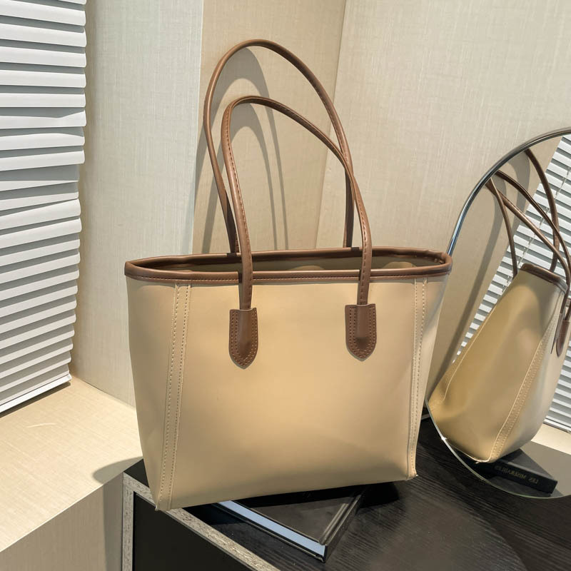 Retro large-capacity women's bag, new winter 2024 trendy Korean-style versatile tote bag, fashionable single-shoulder commuter bag full figure