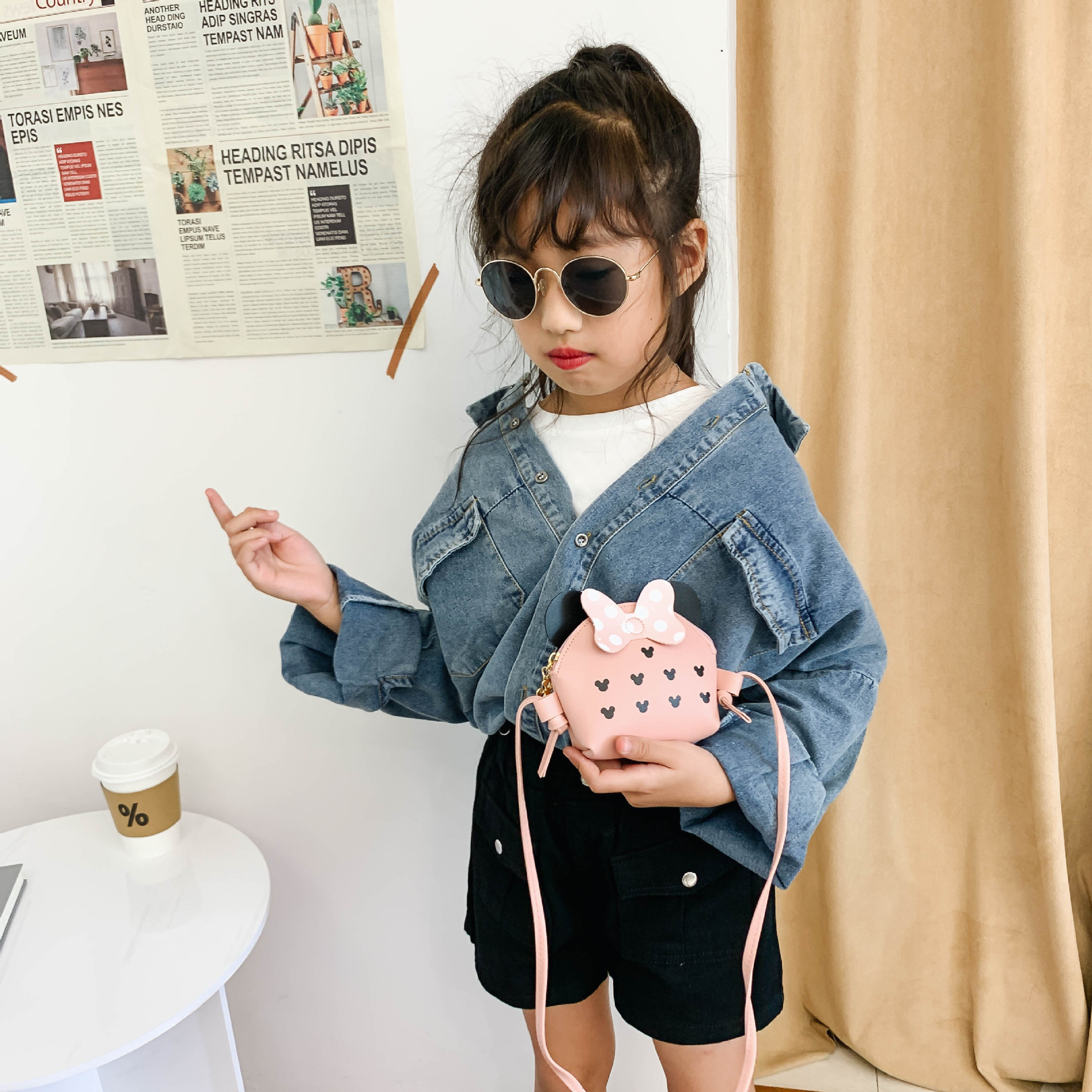 Cute women's bag 2020 New Korean-style personalized trendy cartoon fashion bag, cute single-shoulder crossbody children's bag Application Scenario