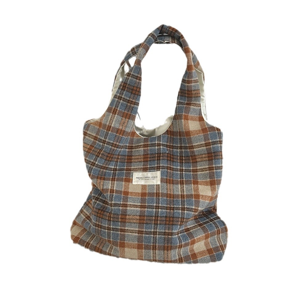 410262 Fashionable and versatile woolen retro checkered single-shoulder fabric bag for women's casual autumn and winter portable commuting vest bag Item Picture