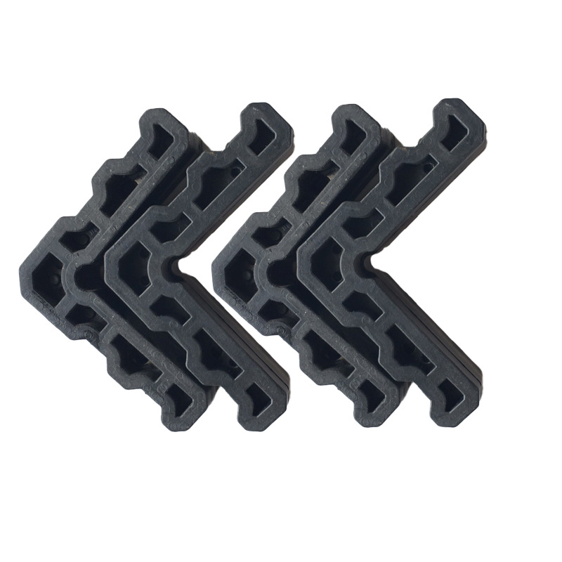 Door and window corner codes, right-angle plastic corner codes, composite clamp type plastic corner codes, curtain wall plastic products, door and window accessories Specification drawing