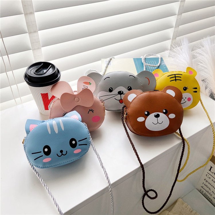 Fashionable children's bag 2020 New Cartoon Bag, cute baby, cute coin purse, boys' and girls' bag, baby accessory bag full figure