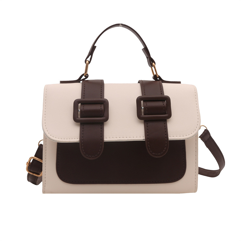 Student girl heart bag for girls 2024 New trendy retro single-shoulder crossbody small square bag, a niche British-style Cambridge bag Item Picture