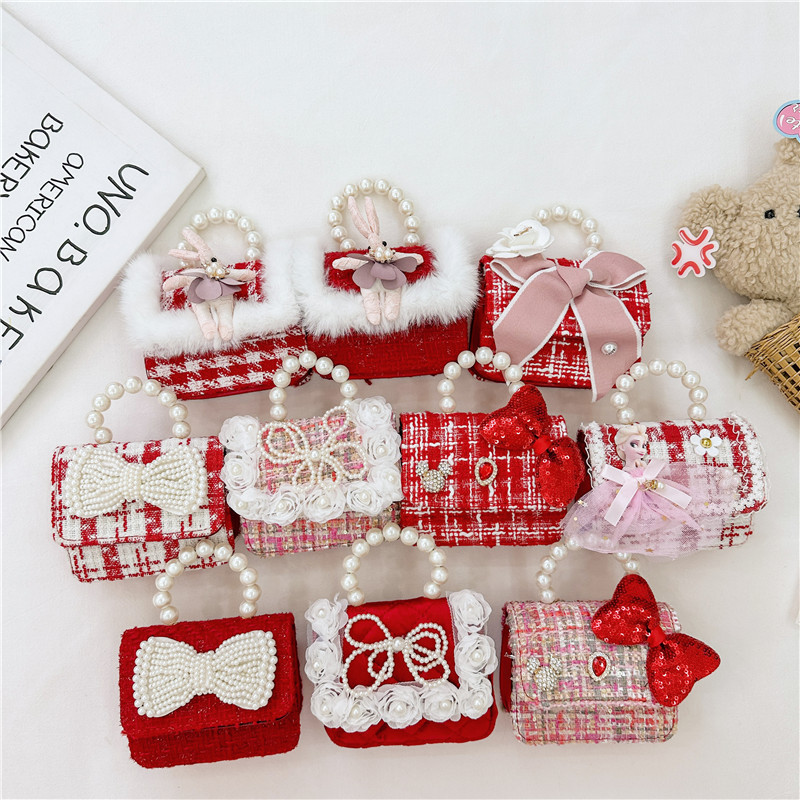 New autumn and winter children's princess bag, red small square bag, girls' chain single-shoulder crossbody bag, pearl hand-held coin purse full figure