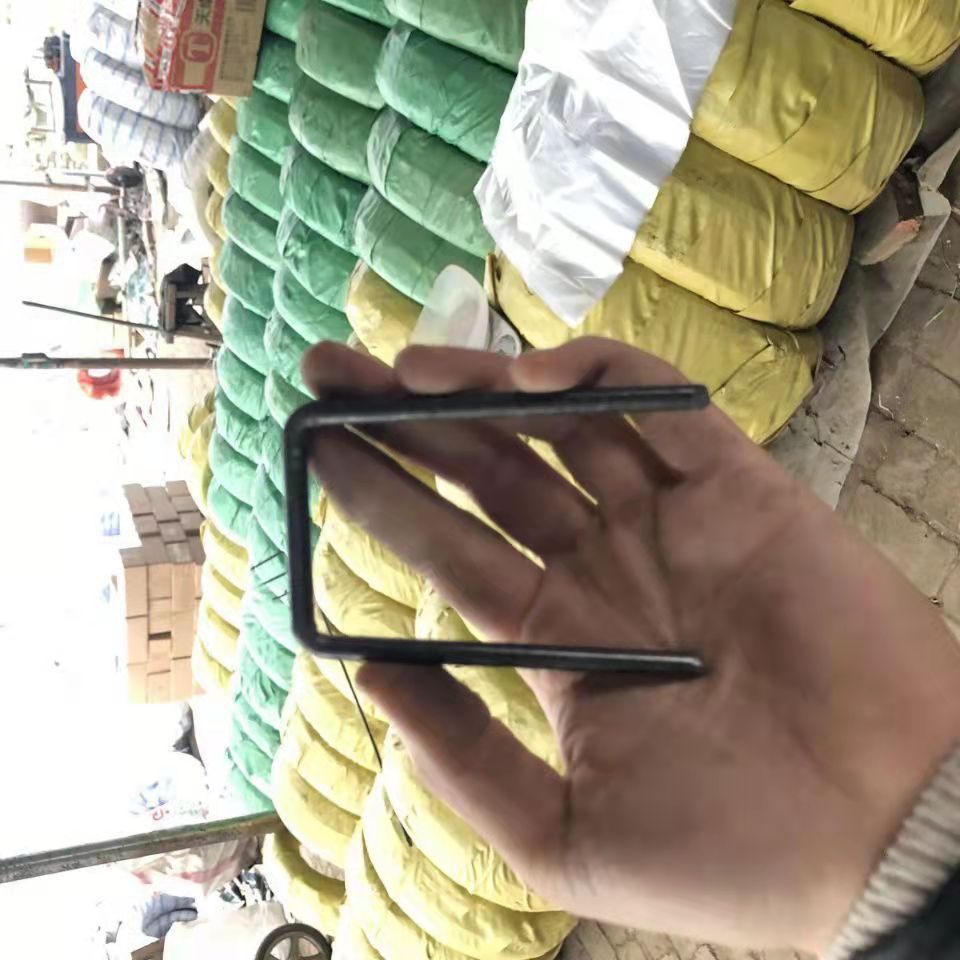Engineering nails, U-shaped ground nails, construction site highway and railway U-shaped nails, geogrid ground nails, three-dimensional net nails, U-shaped fixed nails Application Scenario