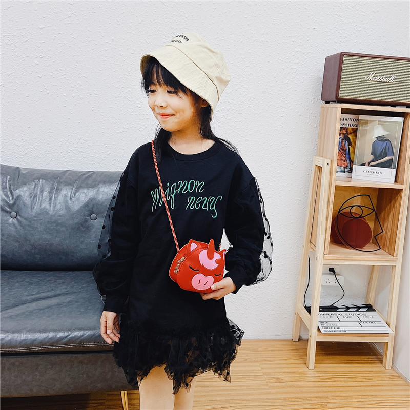 Children's bags, girls' 2020 crossbody bag, fashionable princess, cute girls' bag, small crossbody bag, boys, babies, coin purse Application Scenario