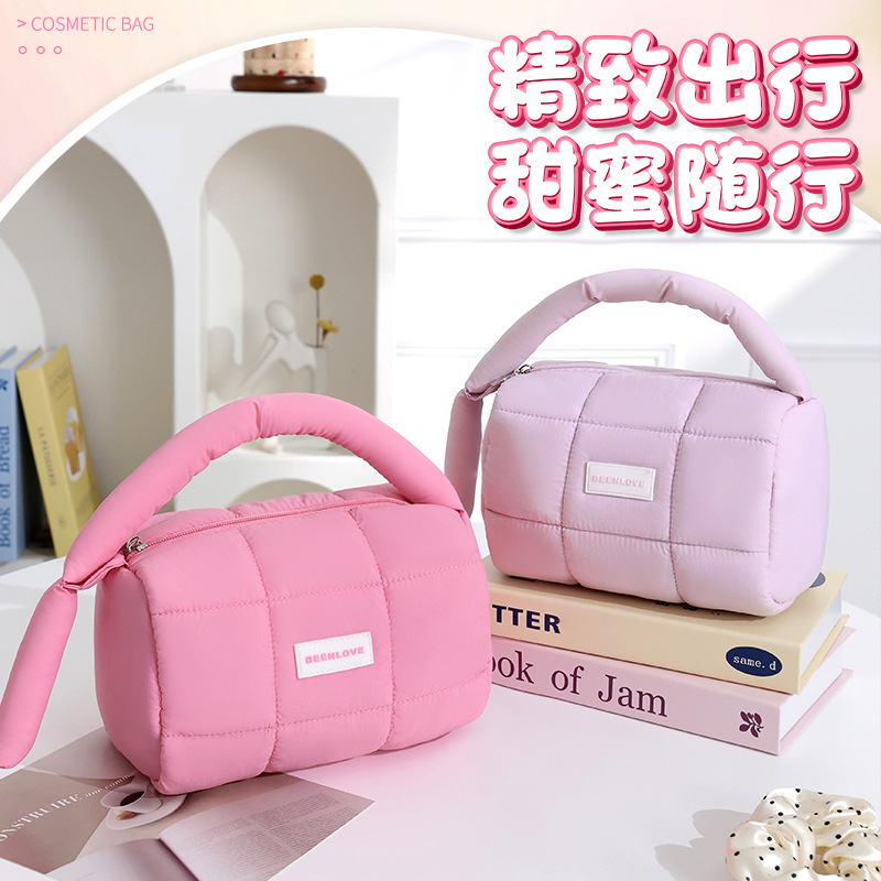 Runhui Puff hand-held storage bag, candy-colored cotton-filled cosmetics storage bag, makeup bag, large capacity, high-end feel details Picture