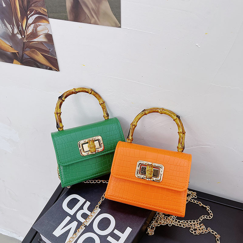 2025 Summer Live Streaming Special Offer: Bamboo joint jelly bag, handbag, crocodile pattern small square bag, mini popular crossbody women's bag Application Scenario