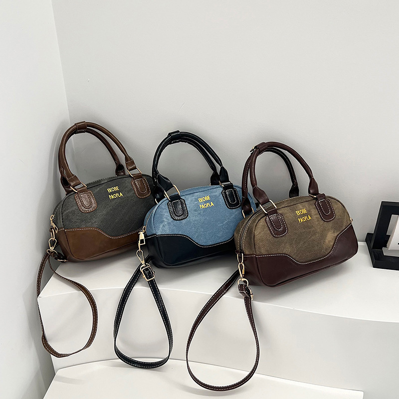 Retro casual shell bag for women, new Spring 2025 fashion trend, single-shoulder crossbody bag for work and commuting, underarm bag Application Scenario