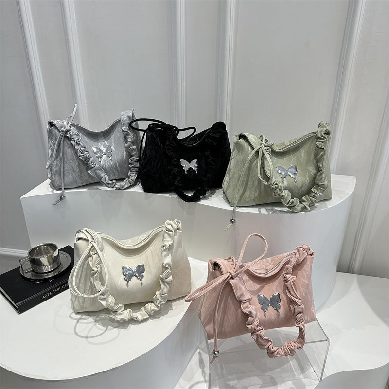 Cross-border new trend multi-functional tote bag 2025, fashionable and simple, versatile single-shoulder crossbody bag for women, commuting bag Application Scenario