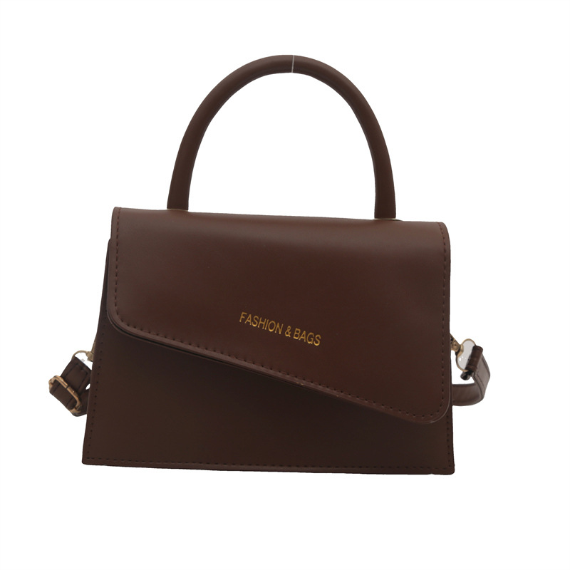 Cross-border retro small bag for women, 2024 new style fashionable winter single-shoulder crossbody bag, high-end ladies' hand-held small square bag Item Picture
