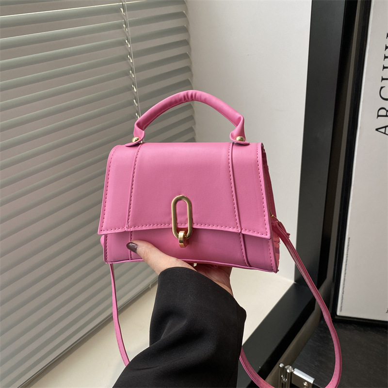 This year, a new spring large-capacity 2025 solid color lock buckle simple and fashionable single-shoulder crossbody hand-carry small square bag is in vogue full figure