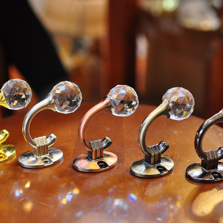【 Yonghao Hardware 】 Wholesale of high-quality aluminum alloy small C-hook crystal curtain hooks and curtain wall hooks in stock full figure