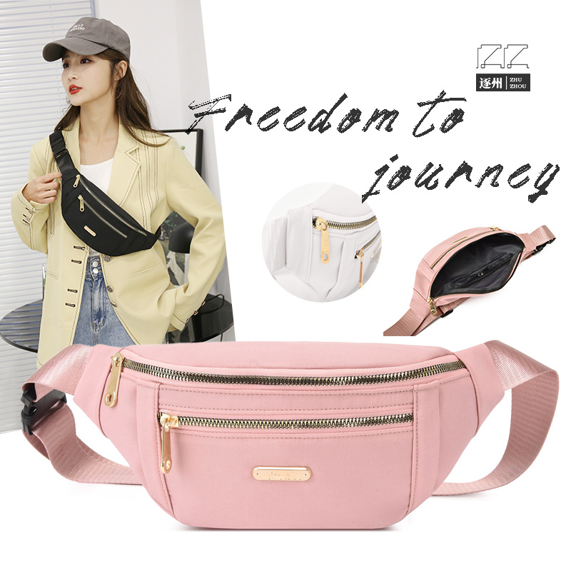 This is a Korean-style casual and versatile bag made of Oxford fabric with a touch of elegance. It features multi-layered loose change, a high-end and trendy crossbody bag full figure