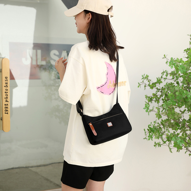 Colorful Fox's new women's saddle bag, Korean-style fashionable and trendy single-shoulder bag, mobile phone, key, change crossbody bag Specification drawing
